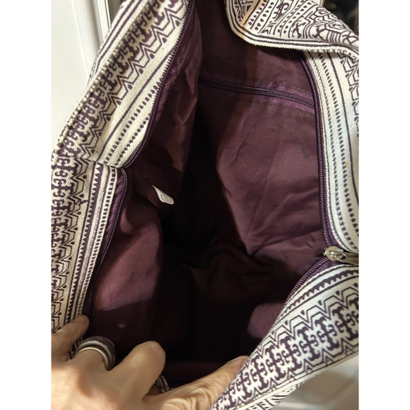 Black & Cream Tribal Print Fabric Tote | Zip Top | Lightweight Shoulder Bag - Picture 3 of 8